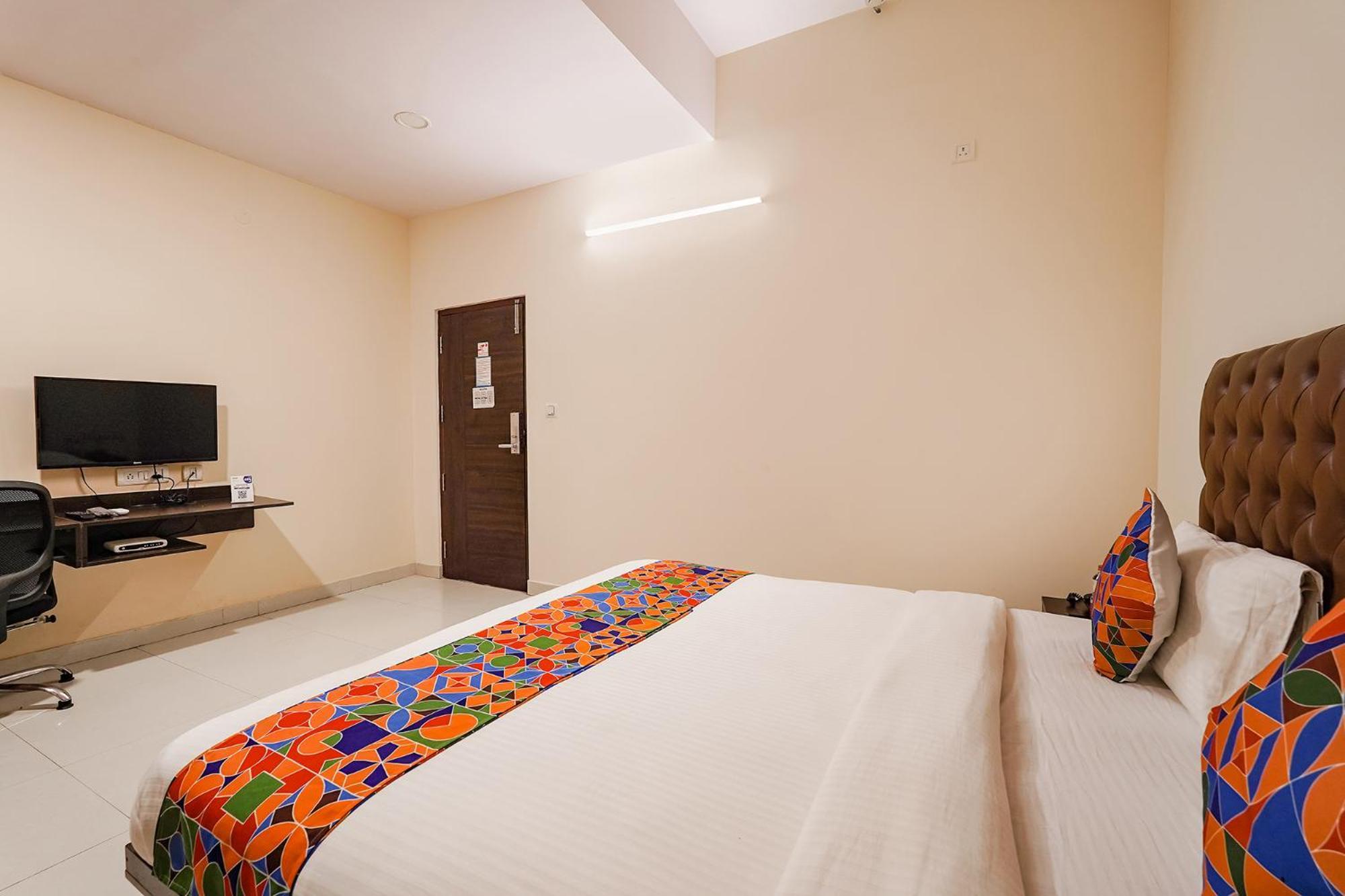 Fabhotel Leela Park Bangalore Eksteriør bilde