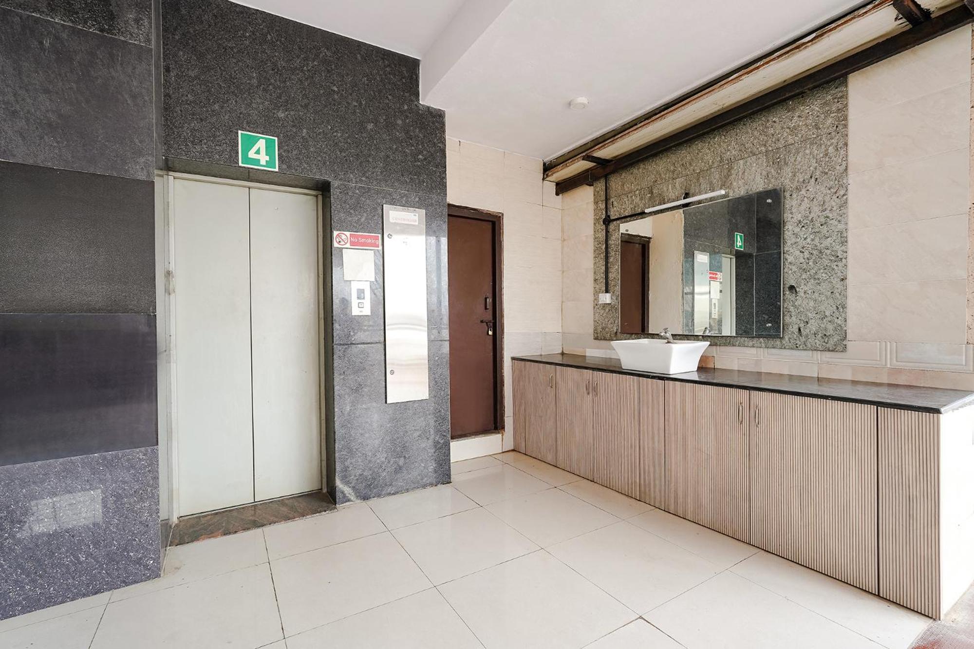 Fabhotel Leela Park Bangalore Eksteriør bilde